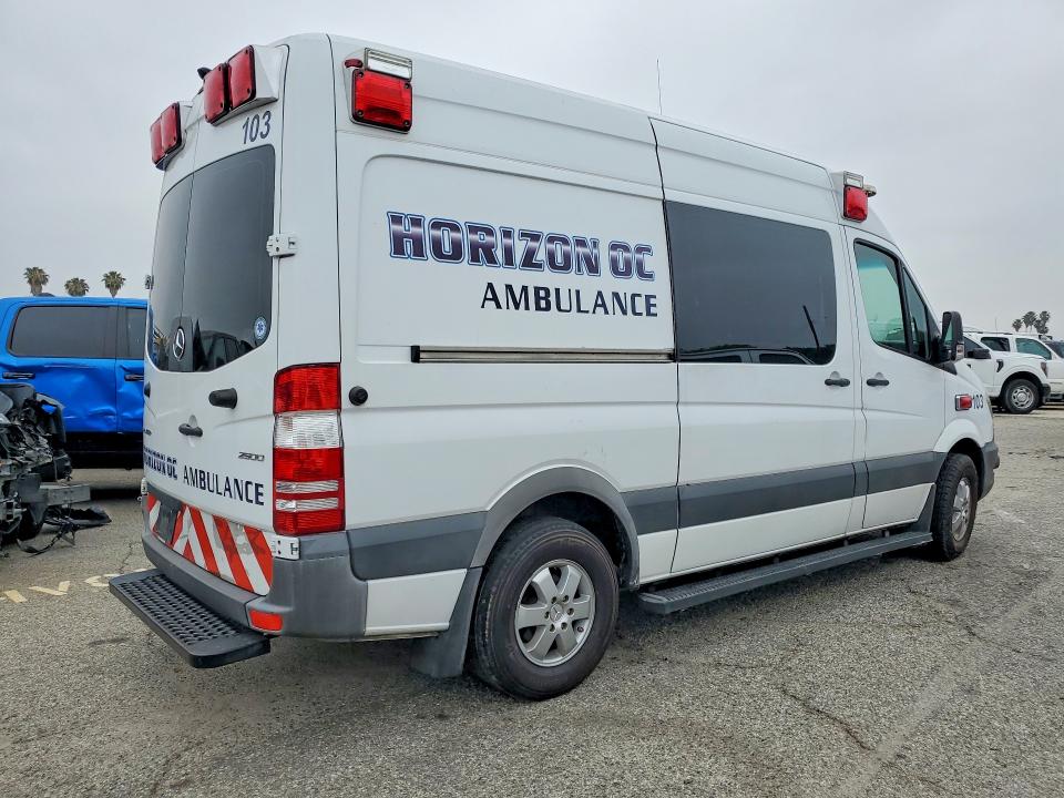 2017 Mercedes-benz Sprinter VIN WDAPE7CD6HP412176 COPART salvage auction — SIDE, CA - SALVAGE CERTIFICATE, sold $1,650 on 2026-07-15 (photo 3)