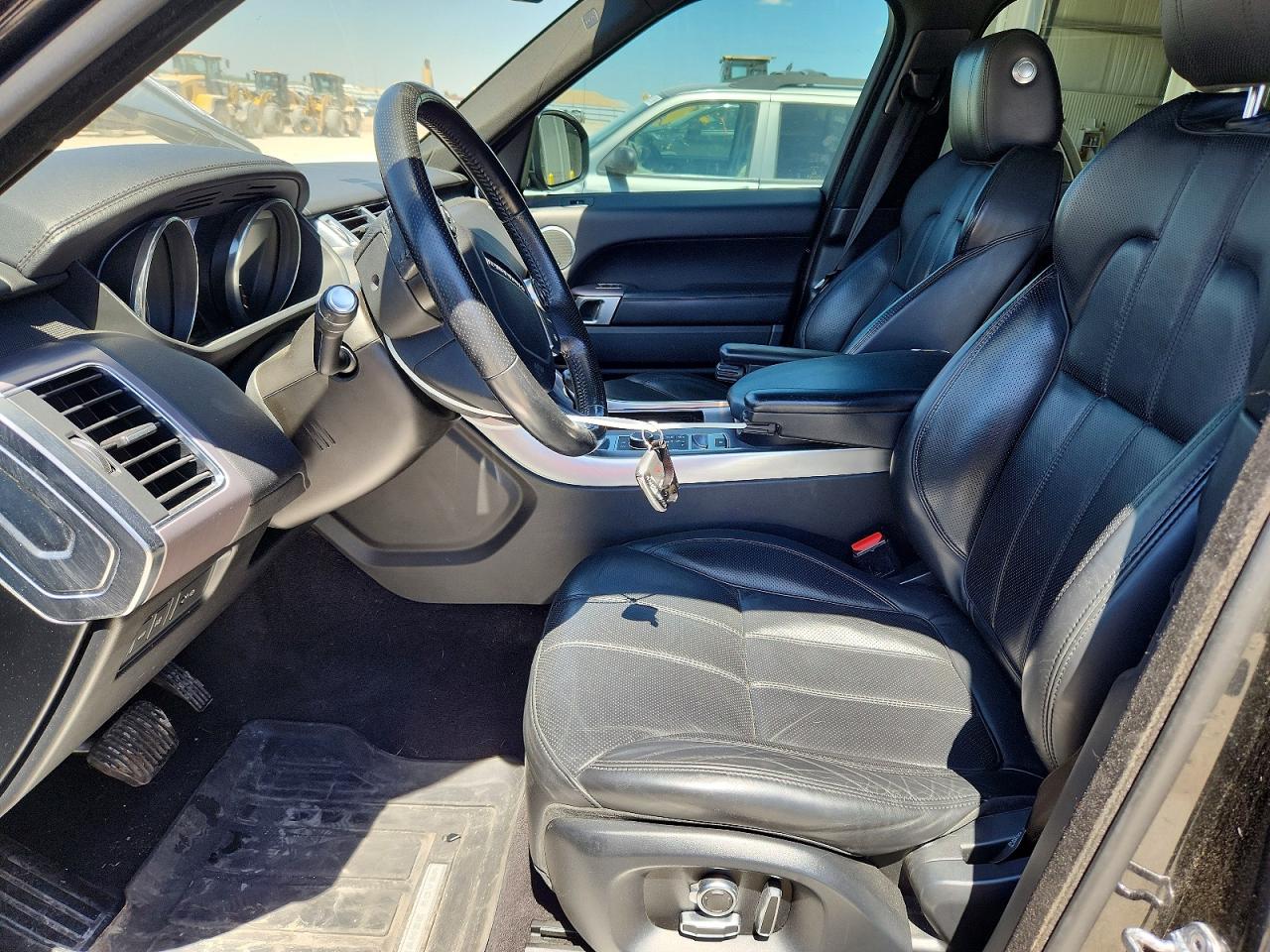 2016 Land Rover Range Rover Sport VIN SALWR2PF1GA115533 COPART salvage auction — Front End, NE - CERT OF TITLE-SALVAGE, sold $6,300 on 2026-06-30 (photo 7)