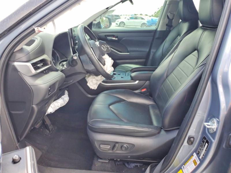 2022 Toyota Highlander VIN 5TDGZRAH3NS115144 COPART salvage auction — FRONT END, Fl - Certificate Of Destruction, sold $13,700 on 2026-07-07 (photo 7)