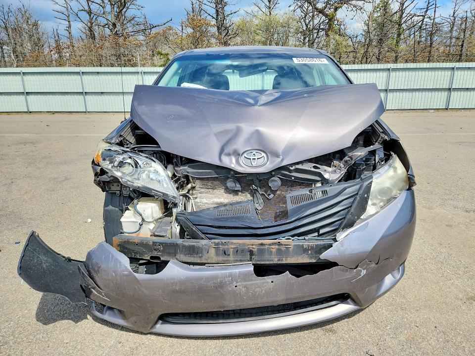 2013 Toyota Sienna VIN 5TDKK3DC1DS378520 COPART salvage auction — REAR END, NY - MV-907A SALVAGE CERTIFICATE, sold $900 on 2026-07-20 (photo 5)