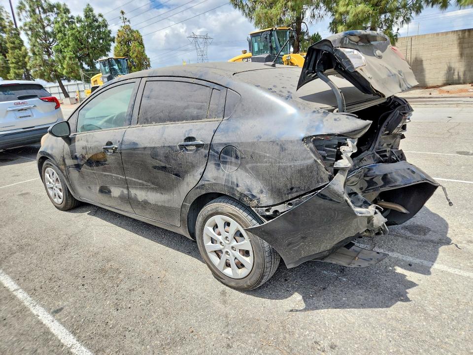 2015 Kia VIN KNADM4A39F6427007 COPART salvage auction — REAR END, Tx - Dis/Dlr/Exp Only Clean Title, sold $200 on 2026-07-28 (photo 2)