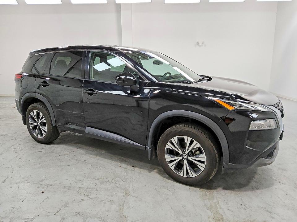 2021 Nissan Rogue VIN 5N1AT3BB3MC834131 COPART salvage auction — SIDE, IN - CERTIFICATE OF TITLE, sold $13,500 on 2026-07-30 (photo 4)
