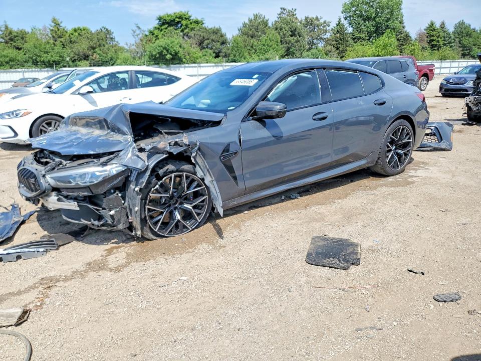 2022 BMW M8 VIN WBSGV0C01NCH35275 — COPART salvage auction photo