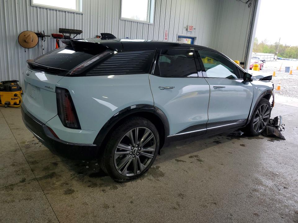 2025 Cadillac Optiq VIN 3GYK3GMR7SS220176 COPART salvage auction — FRONT END, Oh - Cert Of Title-Salvage, sold $6,400 on 2026-07-06 (photo 3)