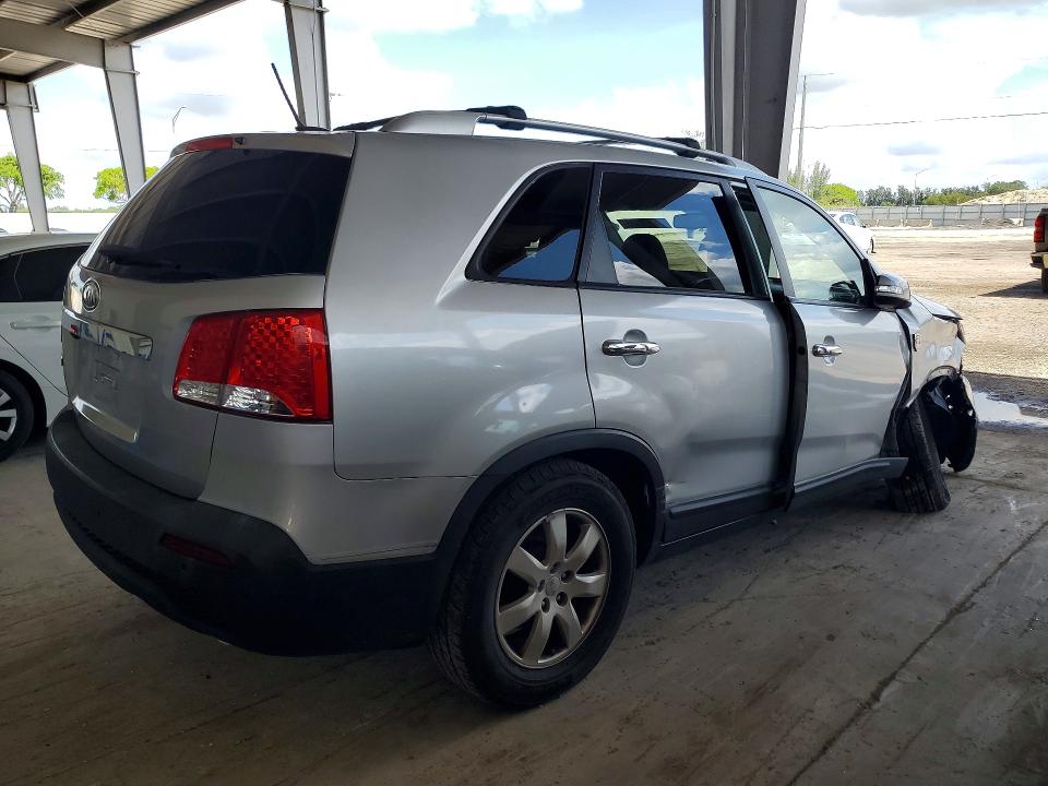 2013 Kia VIN 5XYKT4A68DG353936 COPART salvage auction — FRONT END, Fl - Cert Of Title Slvg Rebuildable, sold $950 on 2026-07-08 (photo 3)