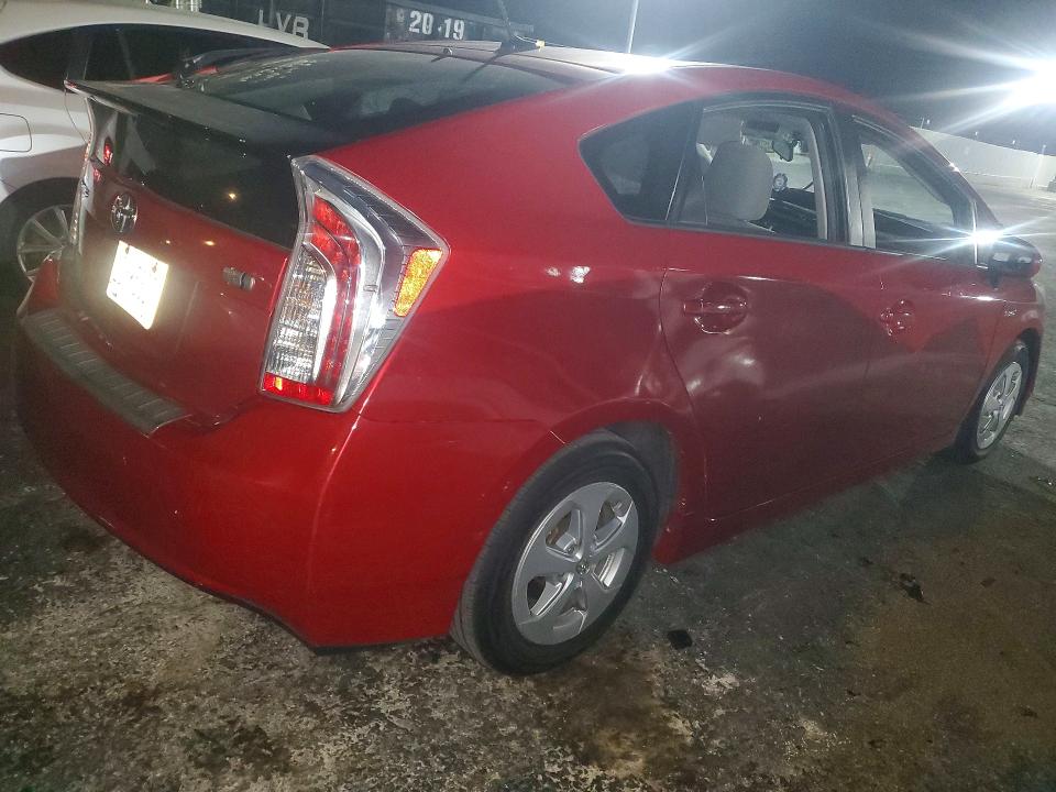 2014 Toyota Prius VIN JTDKN3DU6E1760329 COPART salvage auction — SIDE, Nv - Salvage Title, sold $125 on 2026-07-16 (photo 3)