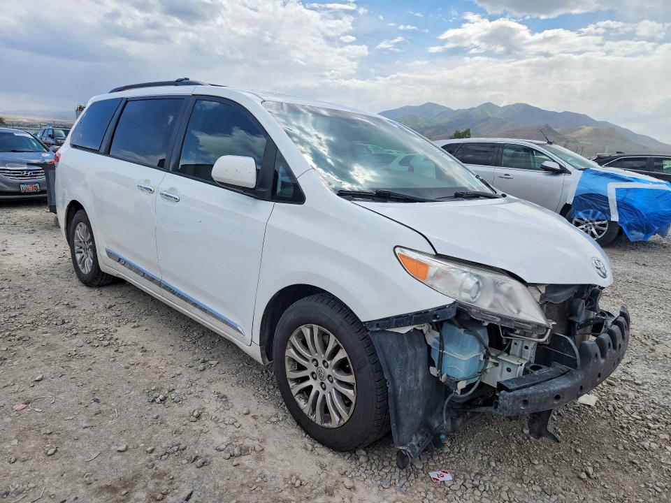 2013 Toyota Sienna VIN 5TDYK3DC7DS372201 COPART salvage auction — FRONT END, Ut - Salvage Certificate, sold $150 on 2026-07-21 (photo 4)