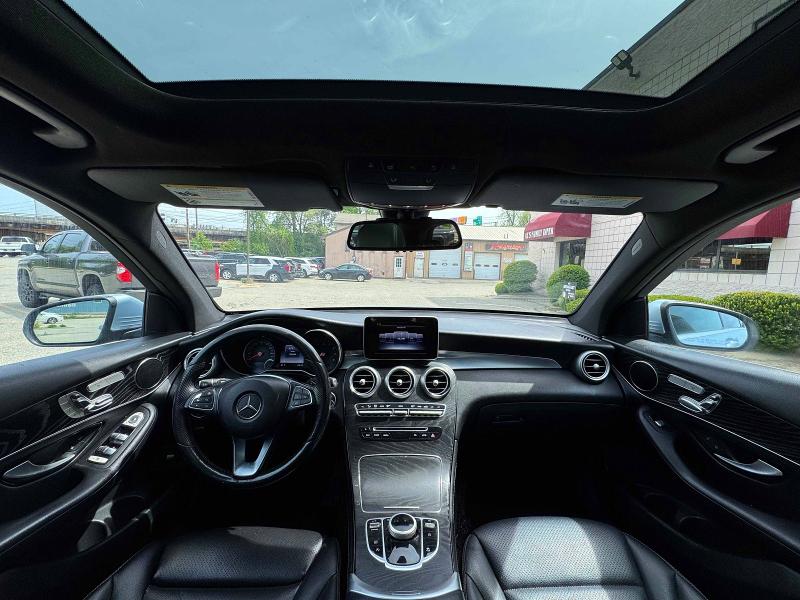 2018 Mercedes-benz Glc class VIN WDC0G4KB7JV102881 COPART salvage auction — Normal Wear, PA - CERT OF TITLE (P), sold $9,900 on 2026-06-24 (photo 9)