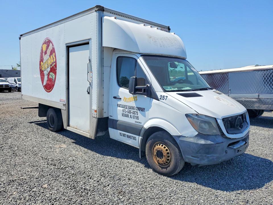 2016 Mercedes-benz Sprinter VIN WDAPF4DC9G9644551 COPART salvage auction — FRONT END, Nj - Certificate Of Title, sold $2,850 on 2026-07-17 (photo 4)