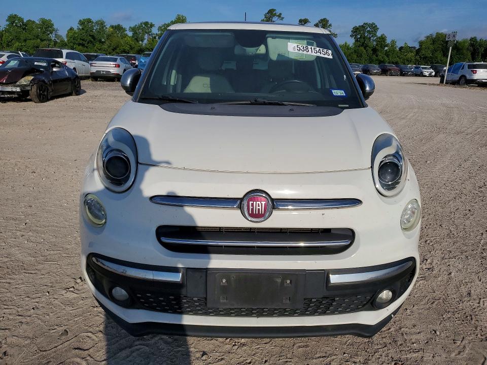 2019 Fiat 500 VIN ZFBNFACH2KZ042229 COPART salvage auction — SIDE, Tx - Salvage Vehicle Title, sold $400 on 2026-08-11 (photo 5)