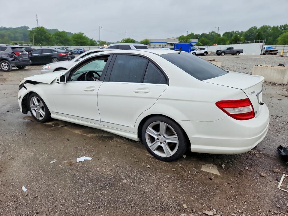 2010 Mercedes-benz C-klasse VIN WDDGF8BB3AF497253 COPART salvage auction — FRONT END, Ky - Bill Of Sale/Part Only/No Titl, sold $475 on 2026-07-02 (photo 2)