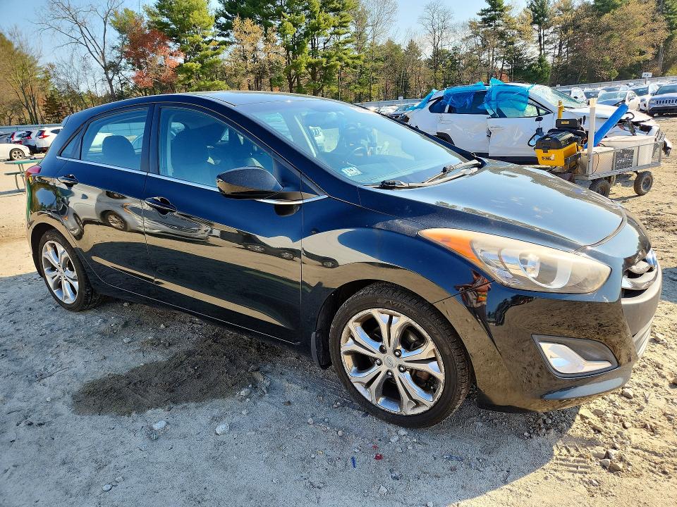 2013 Hyundai Elantra VIN KMHD35LE6DU130632 COPART salvage auction — FRONT END, Ma - Cert Of Title-Reconstrctd Coll, sold $800 on 2026-07-02 (photo 4)