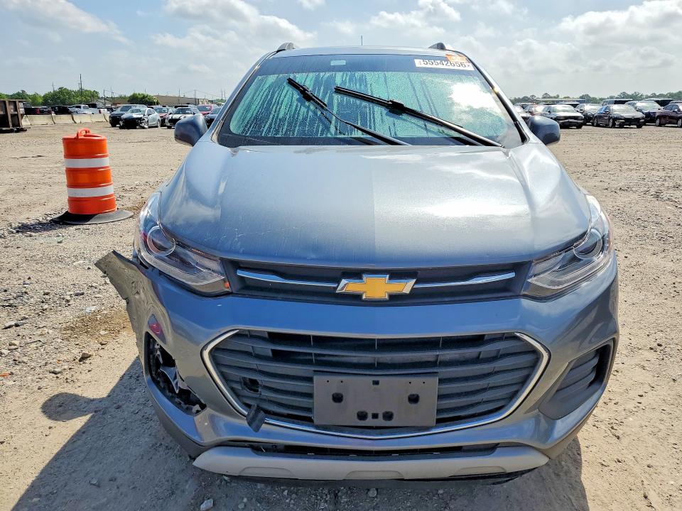 2019 Chevrolet VIN KL7CJLSB8KB931389 COPART salvage auction — WATER/FLOOD, TX - SALVAGE TITLE-FLOOD DAMAGE (P), sold $450 on 2026-07-23 (photo 5)