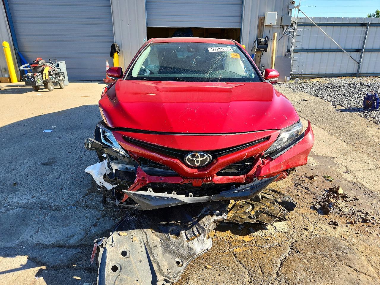 2023 Toyota Camry VIN 4T1G11AKXPU155672 COPART salvage auction — Side, MS - CERT OF TITLE-SALVAGED, sold $4,750 on 2026-07-09 (photo 5)