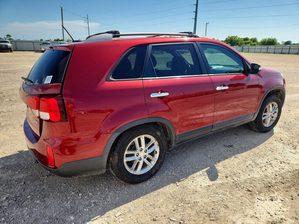 2015 Kia Sorento VIN 5XYKT4A63FG579529 COPART salvage auction — REAR END, Tx - Salvage Vehicle Title, sold $1,400 on 2026-07-08 (photo 3)