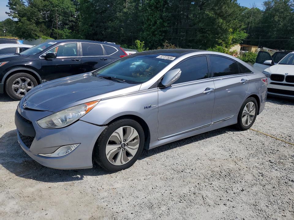 2015 Hyundai Sonata VIN KMHEC4A41FA128008 COPART salvage auction — MINOR DENT/SCRATCHES, AL - CERTIFICATE OF TITLE, sold $3,700 on 2026-07-29 (photo 1)