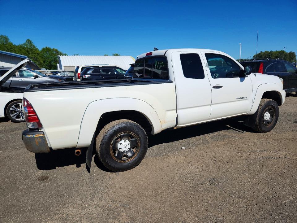 2012 Toyota Tacoma VIN 5TFUU4EN4CX040093 COPART salvage auction — MINOR DENT/SCRATCHES, Ny - Certificate Of Title (P), sold $6,400 on 2026-07-30 (photo 3)