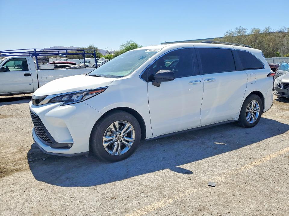 2022 Toyota Sienna VIN 5TDDSKFC1NS057496 COPART salvage auction — SIDE, Nv - Salvage Title, sold $1,100 on 2026-07-21 (photo 1)