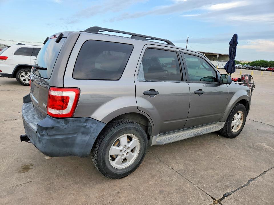 2012 Ford Escape VIN 1FMCU0DG5CKB91007 COPART salvage auction — FRONT END, Tx - Certificate Of Title, sold $675 on 2026-07-02 (photo 3)