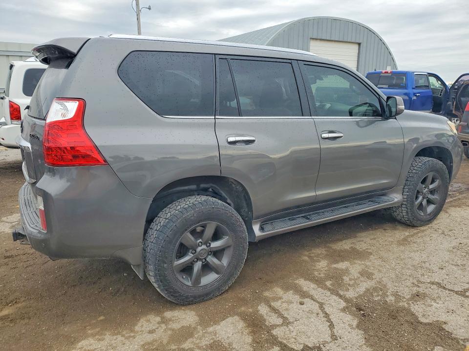 2011 Lexus Gx 460 VIN JTJBM7FX4B5033936 COPART salvage auction — HAIL, Ks - Cert Of Title-Salvage, sold $7,800 on 2026-07-20 (photo 3)