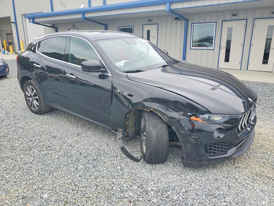 2017 Maserati Levante VIN ZN661XUA4HX239247 COPART salvage auction — FRONT END, NC - SALVAGE CERTIFICATE OF TITLE, sold $5,000 on 2026-07-02 (photo 4)