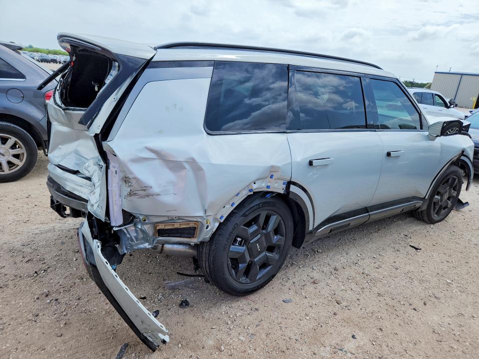 2027 Kia Telluride VIN 5XYPD5S13VG021092 COPART salvage auction — REAR END, TX - SALVAGE VEHICLE TITLE, sold $1,600 on 2026-07-30 (photo 3)