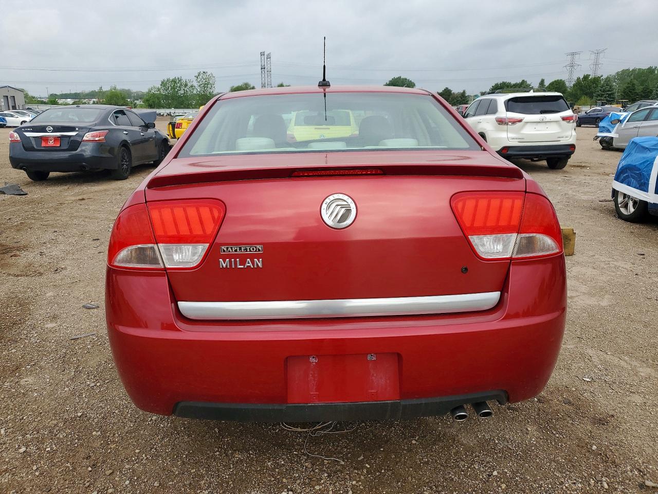 2010 Mercury Milan VIN 3MEHM0HA1AR656440 COPART salvage auction — Front End, IL - SALVAGE CERTIFICATE, sold $350 on 2026-06-30 (photo 6)