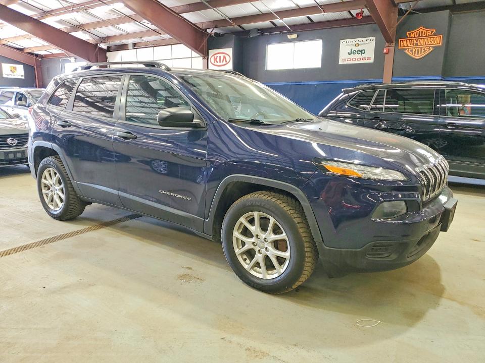 2016 Jeep Cherokee VIN 1C4PJMAS1GW252043 COPART salvage auction — MINOR DENT/SCRATCHES, Wv - Certificate Of Title, sold $1,950 on 2026-07-10 (photo 4)