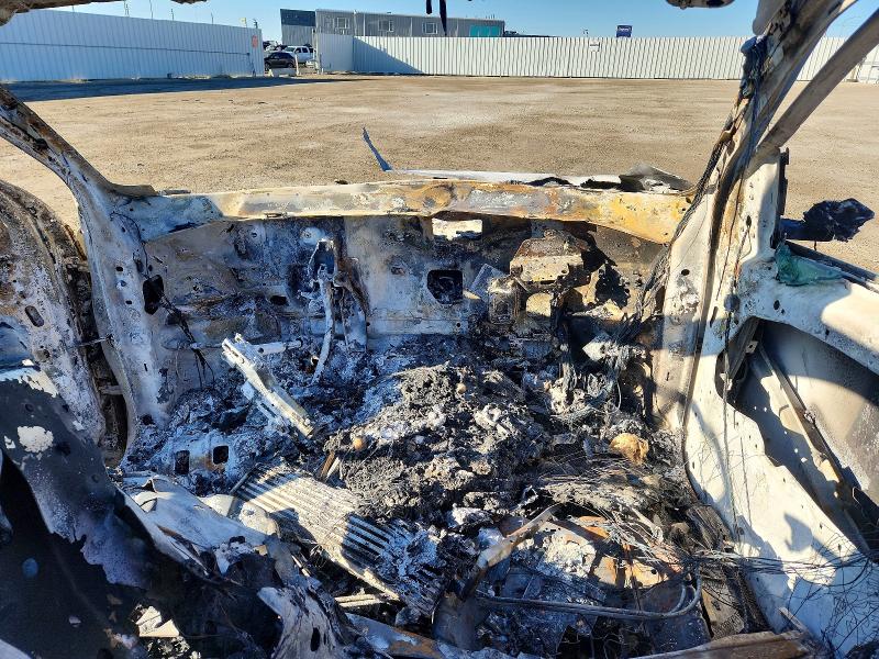 2016 Land rover Discovery sport VIN SALCR2BG1GH595003 COPART salvage auction — BURN, Ab - Bos - Nonrepairable, sold $150 on 2026-07-02 (photo 8)
