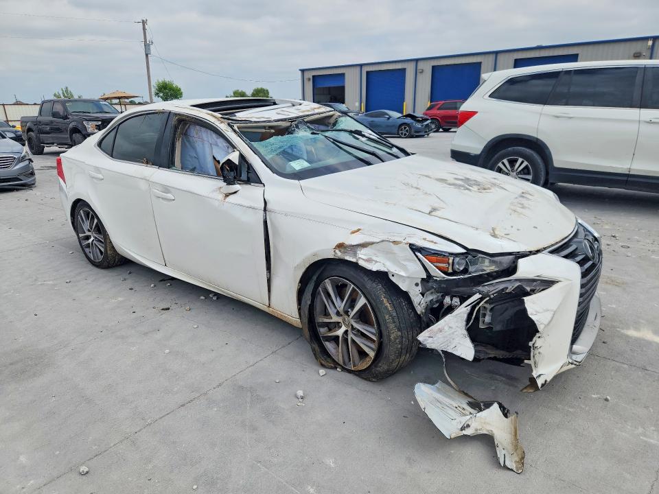 2018 Lexus Is VIN JTHBA1D27J5075210 COPART salvage auction — FRONT END, Tx - Salvage Vehicle Title, sold $1,650 on 2026-07-10 (photo 4)