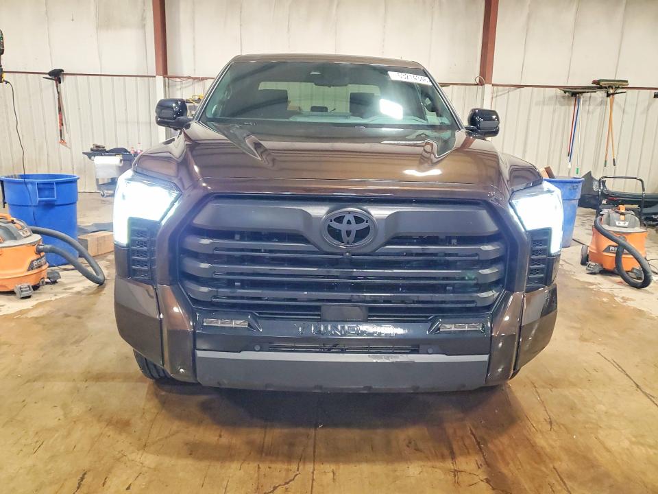 2025 Toyota Tundra VIN 5TFWA5DB6SX299617 COPART salvage auction — REAR END, Salvage Title, sold $5,500 on 2026-07-21 (photo 5)
