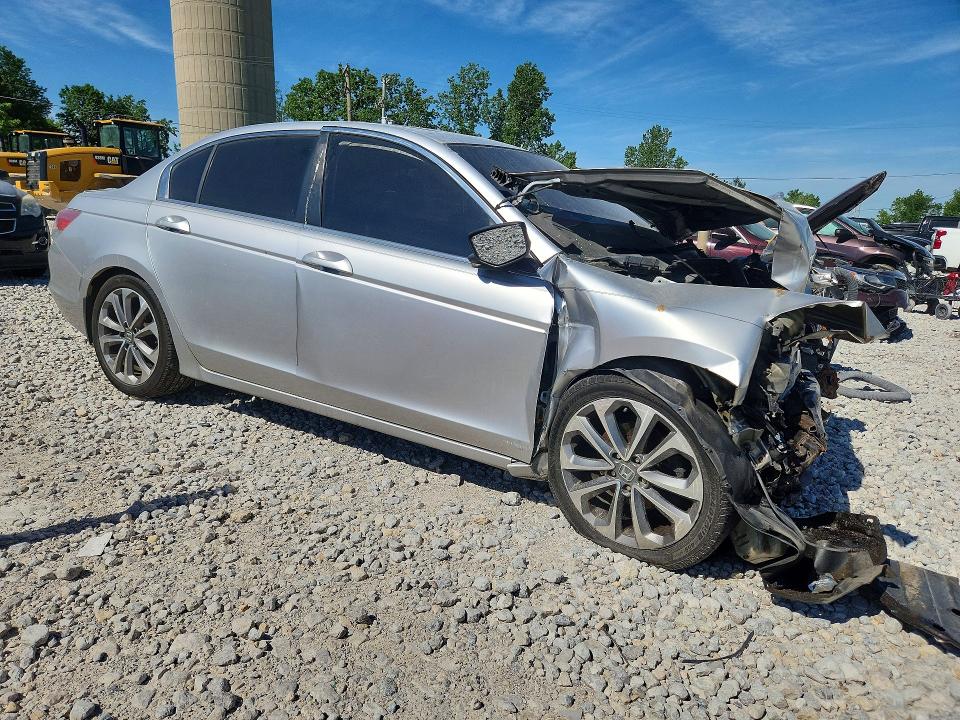 2008 Honda Accord VIN JHMCP26808C066915 COPART salvage auction — FRONT END, MI - CERT OF TITLE-SALVAGE VEHICLE, sold $200 on 2026-07-02 (photo 4)