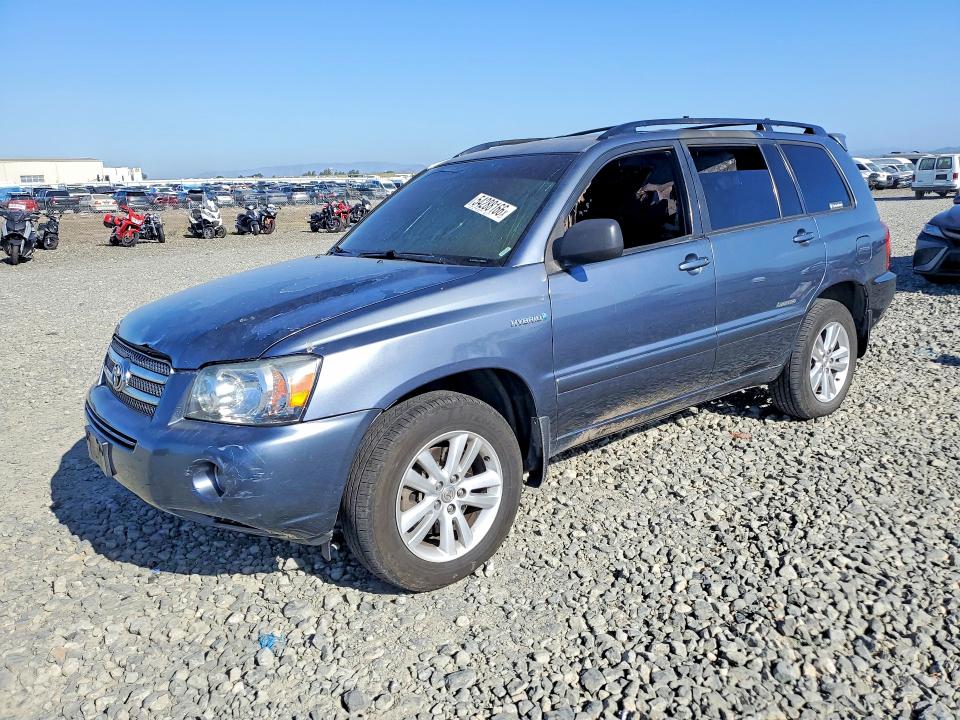 2006 Toyota Highlander VIN JTEEW21A760030902 COPART salvage auction — INTERIOR BURN, Ca - Salvage Certificate, sold $425 on 2026-07-09 (photo 1)