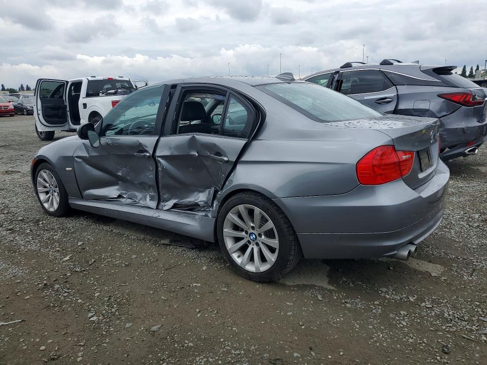 2011 BMW 3 series VIN WBAPH5C5XBA444704 COPART salvage auction — SIDE, CA - SALVAGE CERTIFICATE, sold $650 on 2026-07-14 (photo 2)