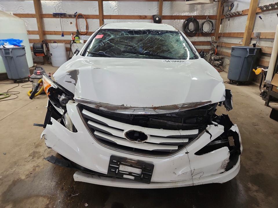 2014 Hyundai VIN 5NPEB4ACXEH889089 COPART salvage auction — ROLLOVER, Il - Junking Cert Of A Vehicle, sold $375 on 2026-07-13 (photo 5)