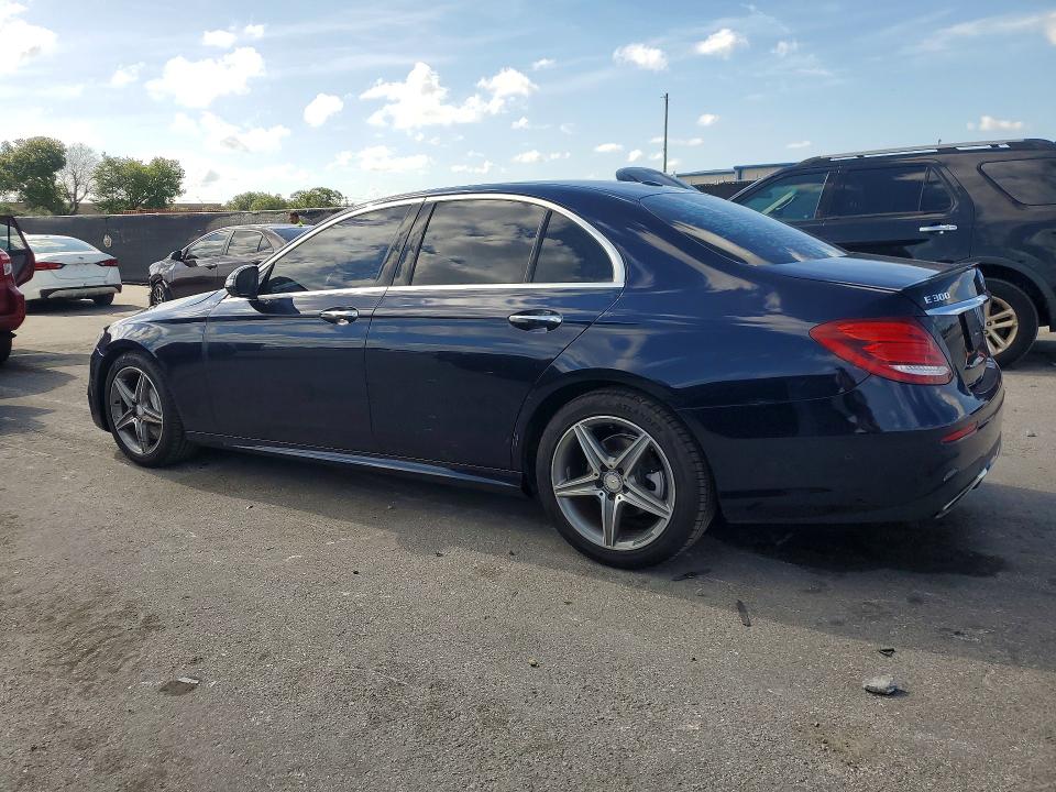 2017 Mercedes-benz E-klasse VIN WDDZF4JB2HA042694 COPART salvage auction — MINOR DENT/SCRATCHES, Fl - Certificate Of Title, sold $6,000 on 2026-07-18 (photo 2)