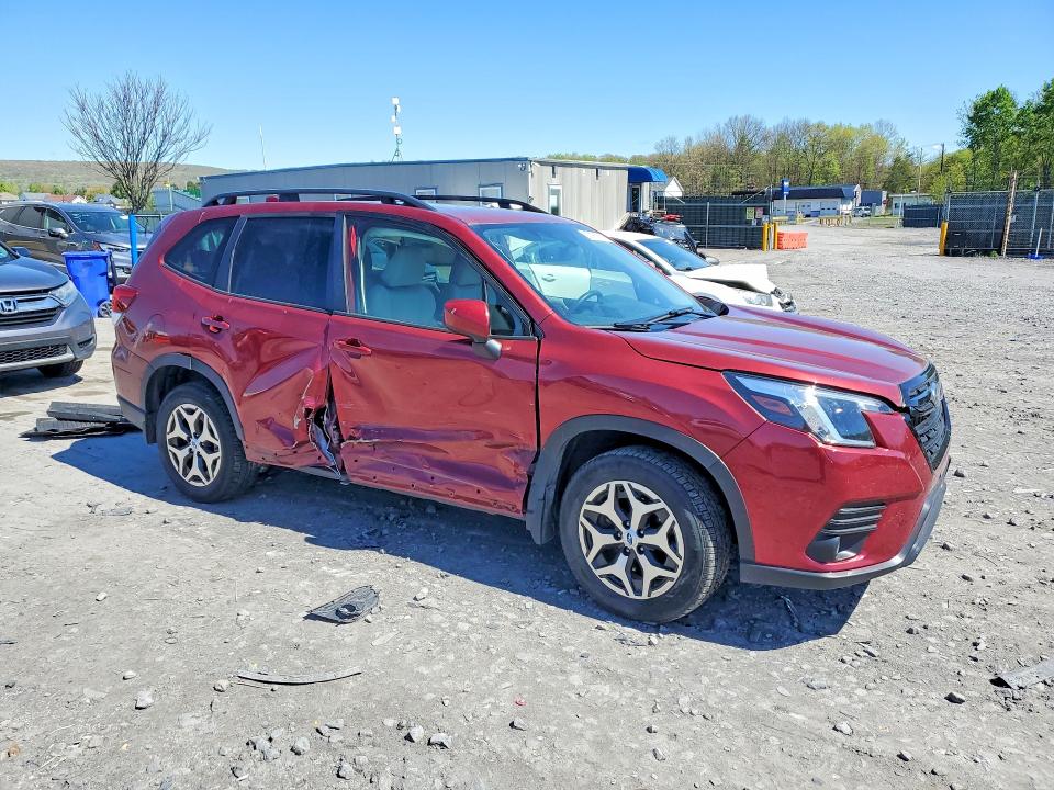 2023 Subaru Forester VIN JF2SKAEC2PH499201 COPART salvage auction — SIDE, Pa - Certificate Of Salvage, sold $4,900 on 2026-07-22 (photo 4)