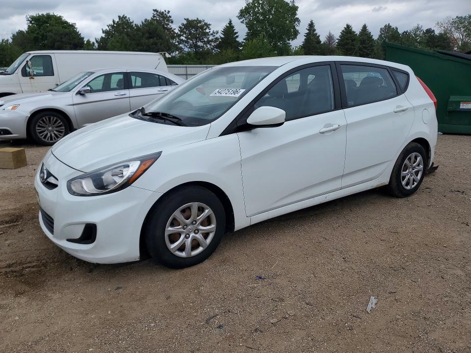 2013 Hyundai Accent VIN KMHCT5AE7DU136678 COPART salvage auction — FRONT END, Il - Salvage Certificate, sold $325 on 2026-07-28 (photo 1)