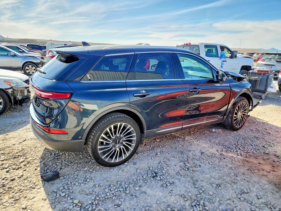 2021 Lincoln VIN 5LMCJ2C93MUL01174 COPART salvage auction — FRONT END, Ut - Salvage Certificate, sold $6,000 on 2026-07-31 (photo 3)