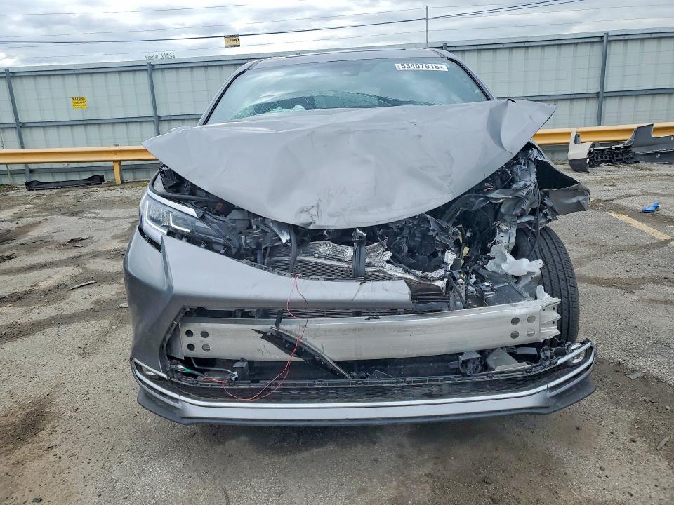 2026 Toyota Sienna VIN 5TDZSKFC5TS242881 COPART salvage auction — FRONT END, In - Cert Of Title-Salvage Title, sold $14,500 on 2026-07-20 (photo 5)