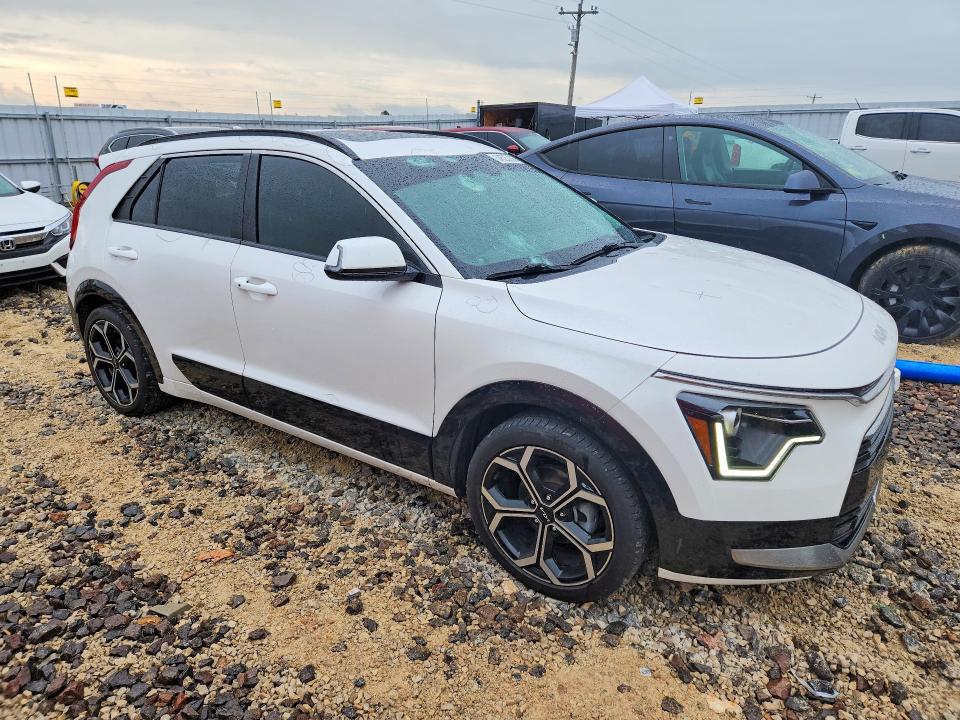 2023 Kia VIN KNDCR3LE9P5110991 COPART salvage auction — HAIL, Mo - Certificate Of Title, sold $6,800 on 2026-07-27 (photo 4)