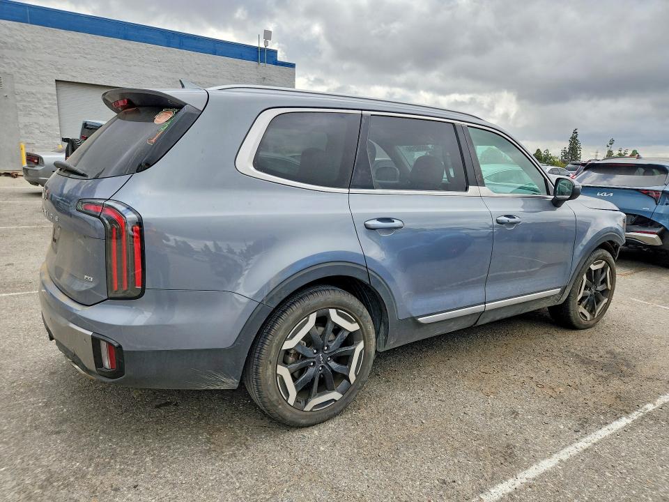 2025 Kia Telluride VIN 5XYP3DGCXSG598284 COPART salvage auction — FRONT END, Ca - Salvage Certificate, sold $13,600 on 2026-07-16 (photo 3)