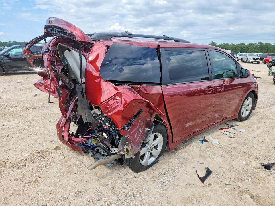 2020 Toyota Sienna VIN 5TDKZ3DCXLS042536 COPART salvage auction — REAR END, Tx - Salvage Vehicle Title, sold $3,550 on 2026-07-17 (photo 3)