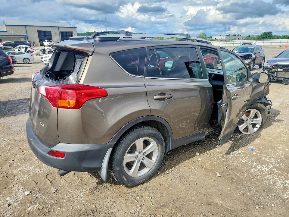 2014 Toyota Rav 4 VIN 2T3WFREV8EW094388 COPART salvage auction — FRONT END, KY - CERT OF TITLE-SALVAGE, sold $2,900 on 2026-07-02 (photo 3)