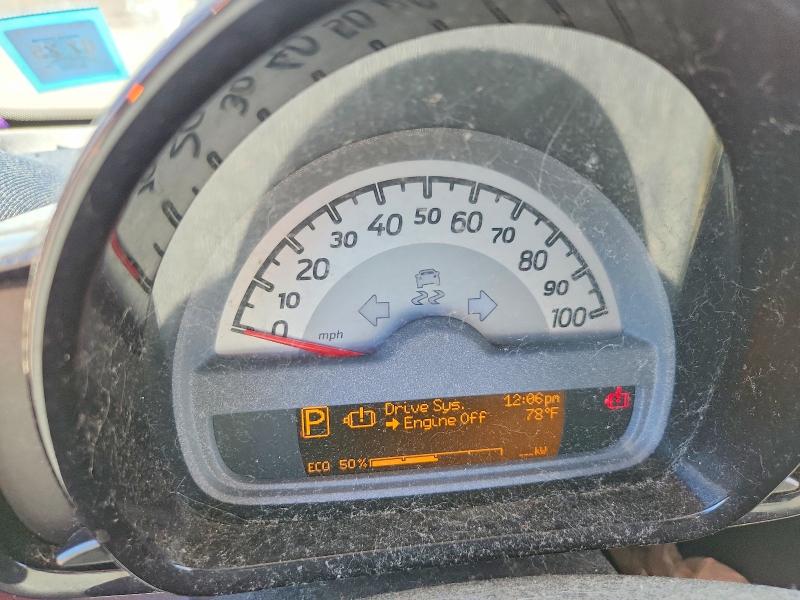 2016 Smart Fortwo VIN WMEEJ9AA1GK842182 COPART salvage auction — MINOR DENT/SCRATCHES, Ny - Certificate Of Title, sold $375 on 2026-07-08 (photo 9)