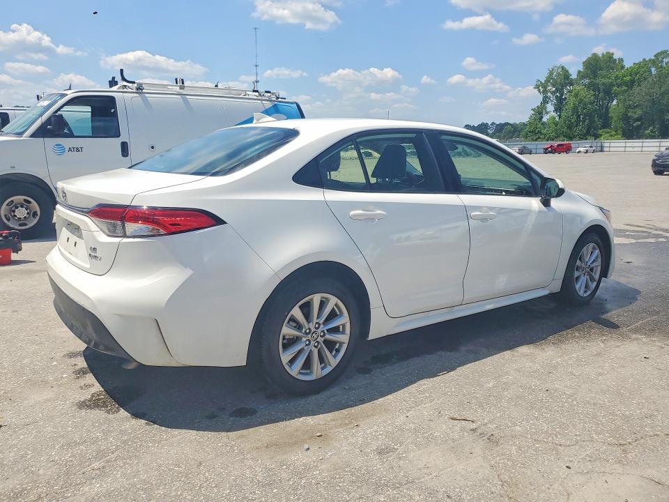 2025 Toyota Corolla VIN JTDBCMFE7S3104240 COPART salvage auction — FRONT END, NC - DEALER ONLY CLEAN TITLE, sold $525 on 2026-07-21 (photo 3)