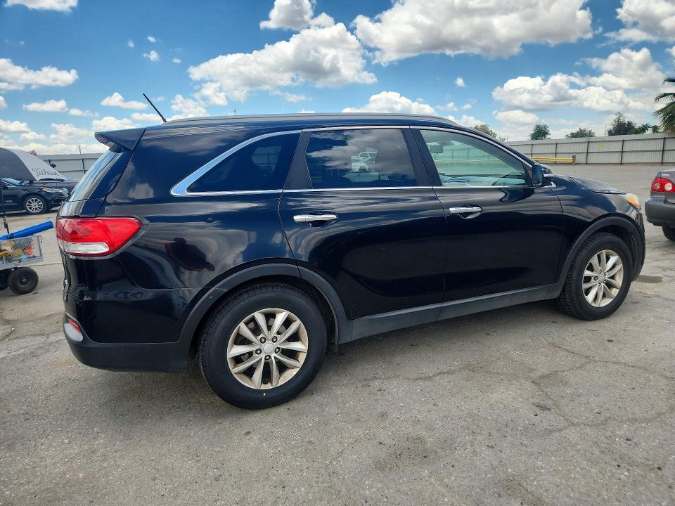 2017 Kia Sorento VIN 5XYPG4A59HG225115 COPART salvage auction — NORMAL WEAR, Ca - Dis/Dlr/Exp Only Clean Title, sold $1,850 on 2026-07-17 (photo 3)