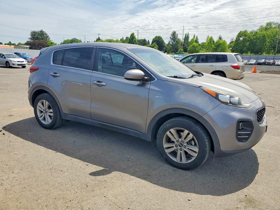 2018 Kia Sportage VIN KNDPMCAC1J7395053 COPART salvage auction — VANDALISM, Or - Salvage Title Certificate, sold $3,050 on 2026-07-06 (photo 4)