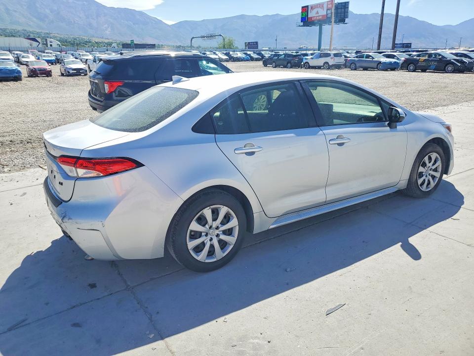 2022 Toyota Corolla VIN JTDEPMAE8N3027584 COPART salvage auction — REAR END, Ut - Salvage Certificate, sold $7,000 on 2026-07-27 (photo 3)