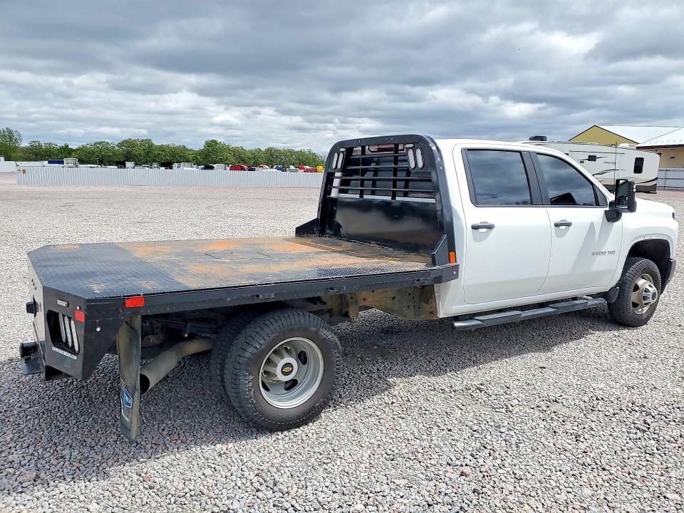2023 Chevrolet Silverado 3500 VIN 1GB4YSEY2PF171946 COPART salvage auction — MINOR DENT/SCRATCHES, Ut - Certificate Of Title (P), sold $22,100 on 2026-07-06 (photo 3)